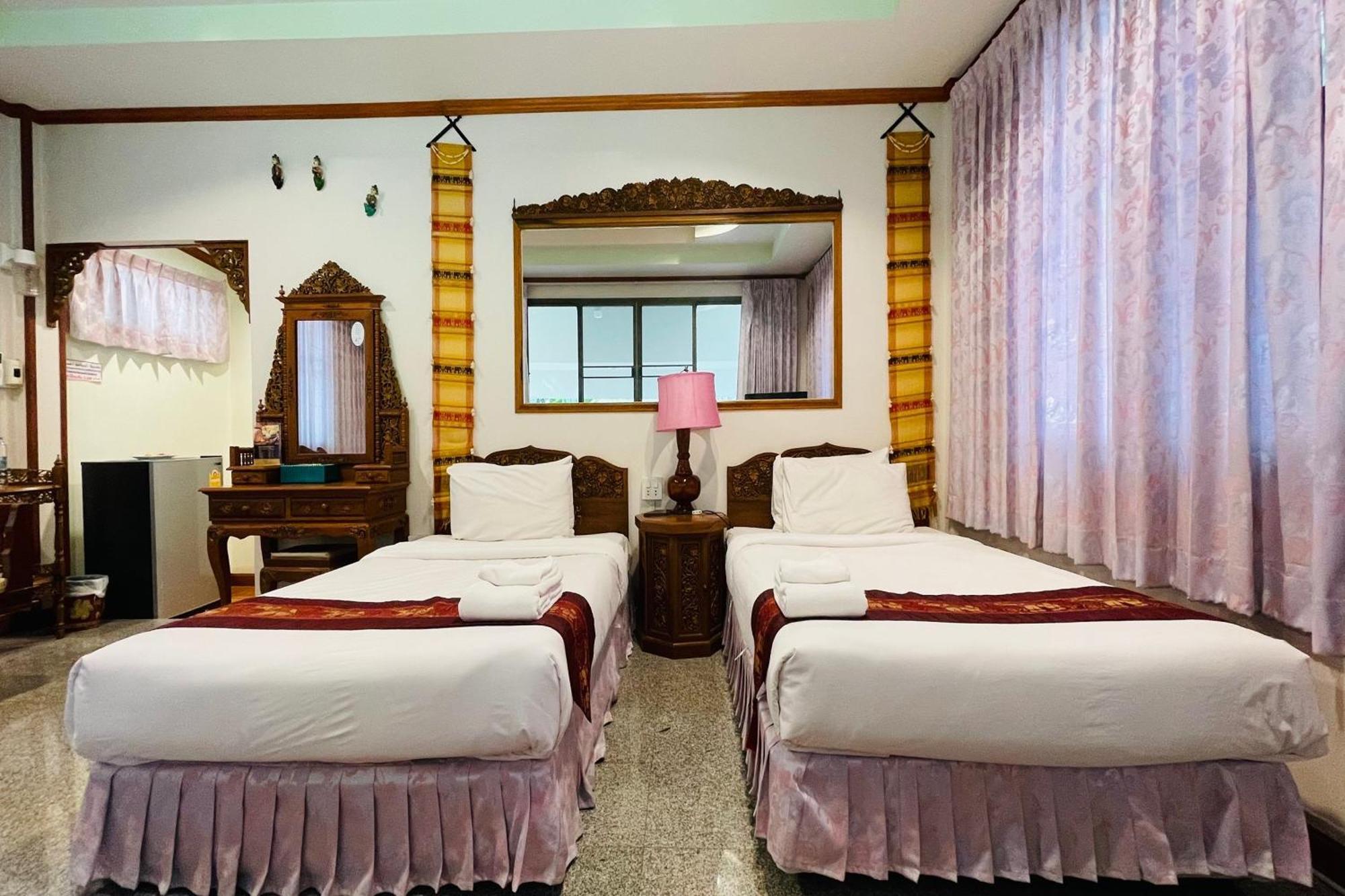 Baan Rim Kwai Paerimnam Resort Kanchanaburi Luaran gambar