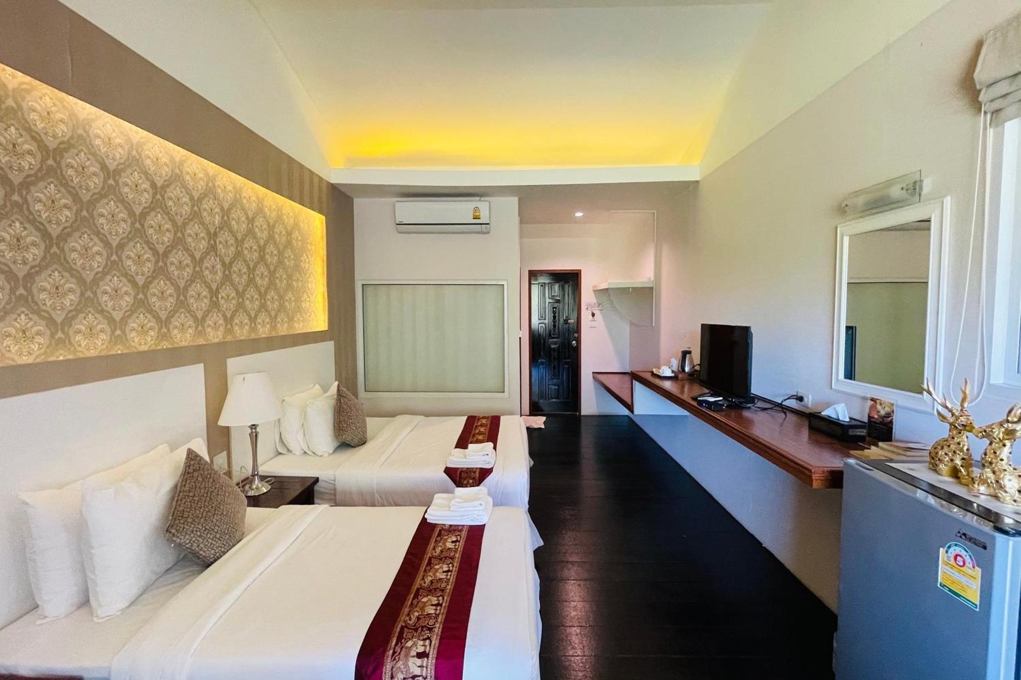 Baan Rim Kwai Paerimnam Resort Kanchanaburi Luaran gambar