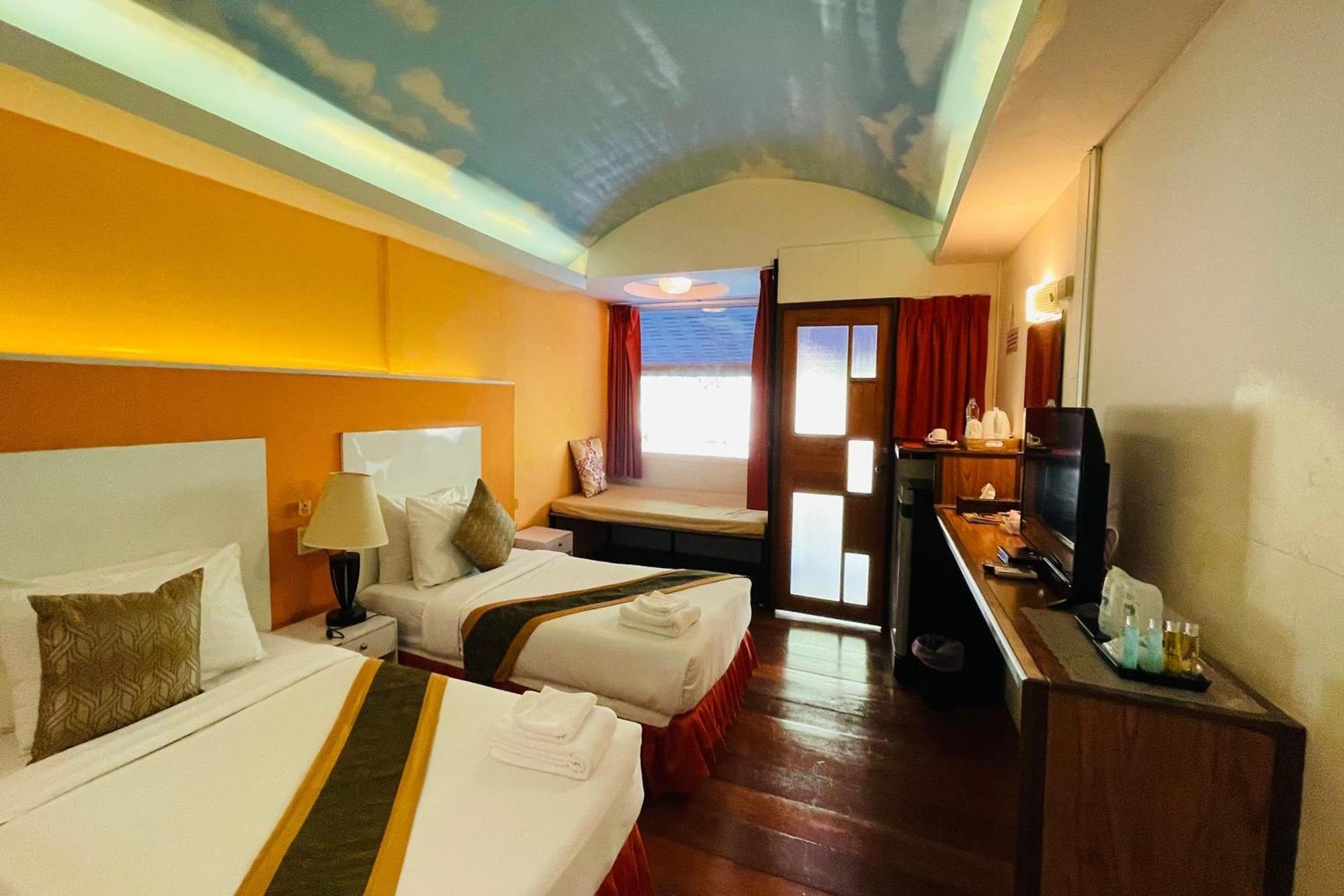 Baan Rim Kwai Paerimnam Resort Kanchanaburi Luaran gambar