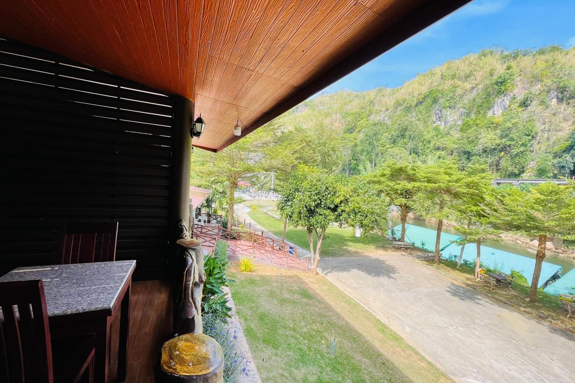 Baan Rim Kwai Paerimnam Resort Kanchanaburi Luaran gambar