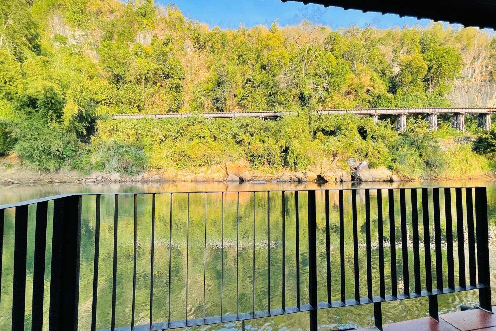Baan Rim Kwai Paerimnam Resort Kanchanaburi Luaran gambar