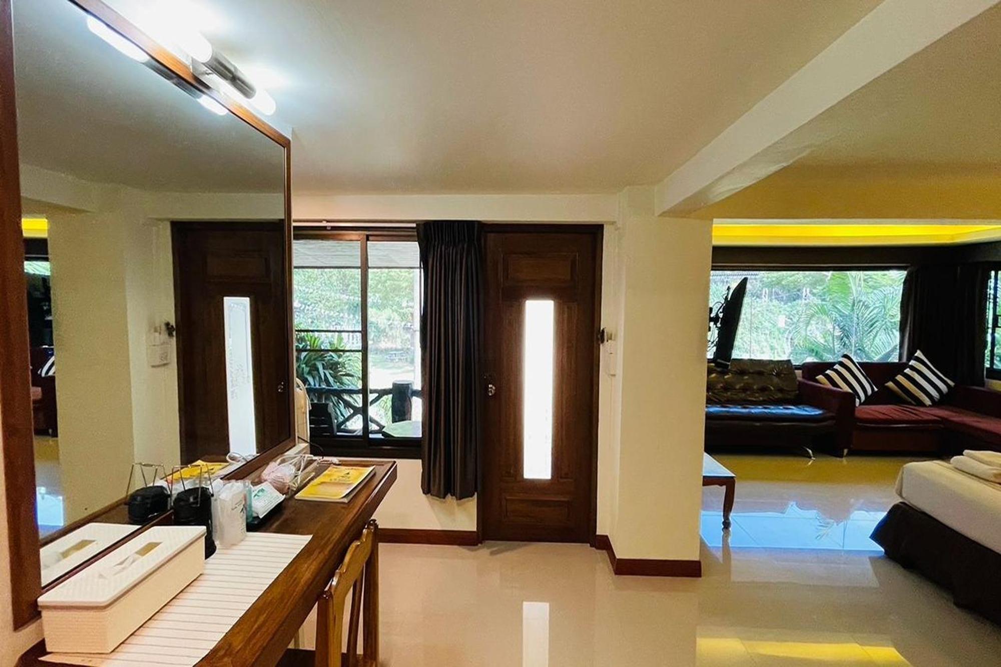 Baan Rim Kwai Paerimnam Resort Kanchanaburi Luaran gambar
